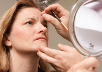 Kozmetik olmayan cerrahi işlemlerde güvenliğe yönelik danışma başlatıldı