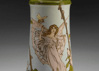 Margaret E.Thompson’ın büyülü vazoları, V&A’de