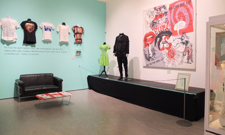 ‘The Grand Dame’ Vivienne Westwood’a sanal yolculuk