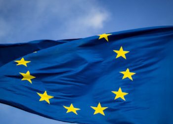 Slovenya, iki ülkeyle Schengen’i askıya alıyor