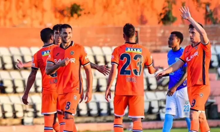 Başakşehir hazırlık maçını 2 golle kazandı