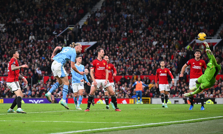 Manchester derbisi’ni City kazandı