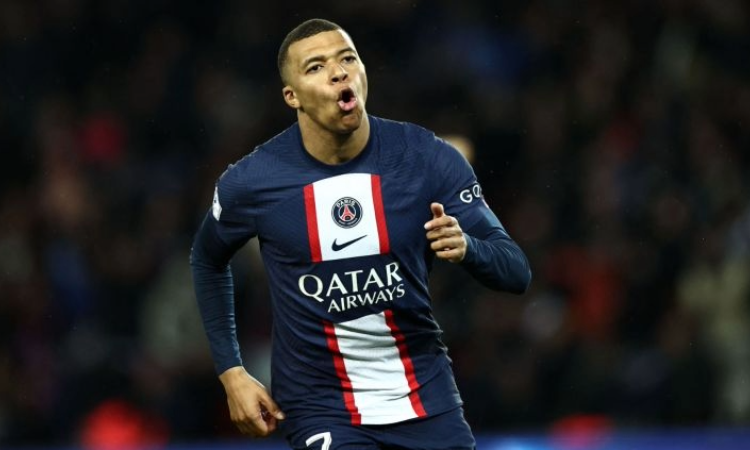 PSG, Kylian Mbappe krizi için harekete geçti