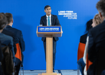 Sunak, ekonomiyi büyüteceği 5 yolu paylaştı