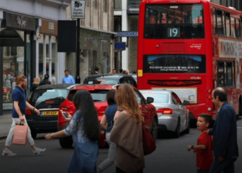 BK ekonomisi son dört ayda ilk kez toparlanma sinyalleri veriyor