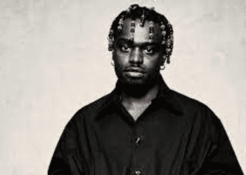 Campbell Addy, moda Yaratıcısı dalında Isabella Blow Ödülü’nü alacak