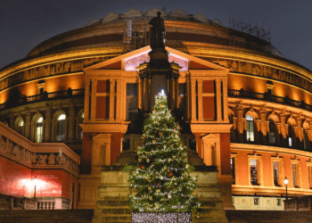 Londra’da Noel’in kalbi Royal Albert Hall’da kutlamalar başlıyor