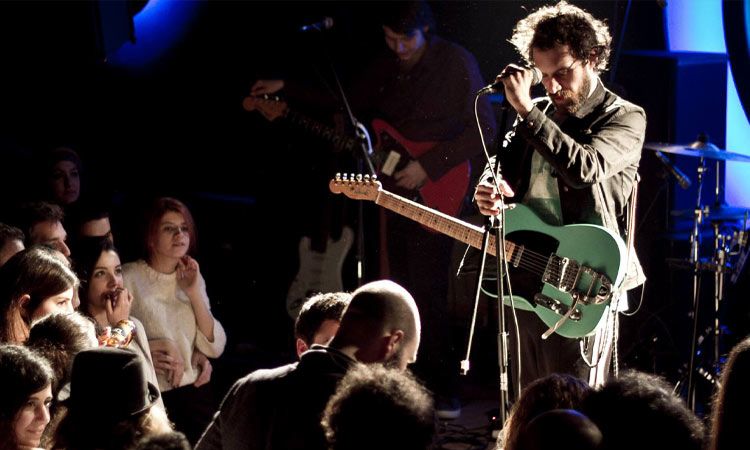 Rock grubu Adamlar, Islington Assembly Hall’e geliyor