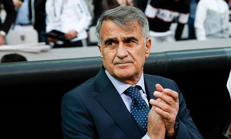 Azerbaycan’dan Şenol Güneş’e milli davet