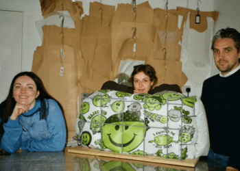 Moda Tasarımcısı Robyn Lynch, ilk sergisini Now Gallery’de açtı