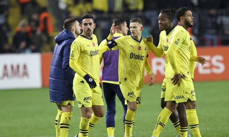 Fenerbahçe tek golle kazandı