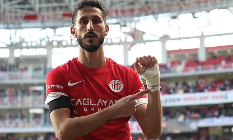 İsrailli oyuncunun gol sevinci, sonunu getirdi