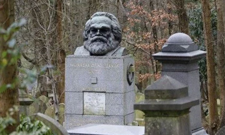 Karl Marx’ın yanına gömülmenin bedeli 30 bin dolar