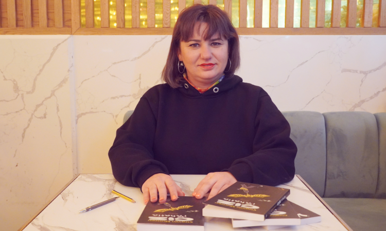 Kaligrafi ustası Nilgün Baklacı, çizgi sanatını bir üst segmente taşıdı