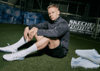 Skechers yeni elçisiyle futbola açılmaya devam ediyor