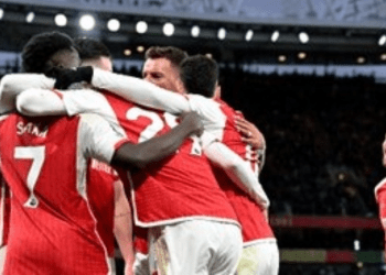 Arsenal karakterinin en büyük sınavını geçti, şimdi gözler zirvede