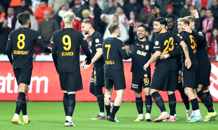 GS, Samsun’da maçı erken bitirdi