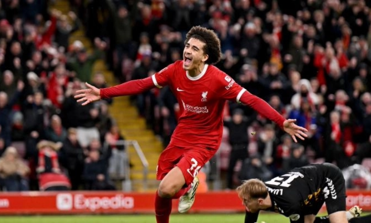 Liverpool gençleriyle çeyrek finalde