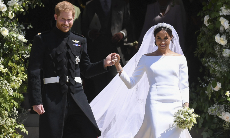 Harry ve Meghan çocukları için soyadı olarak Sussex unvanını seçti