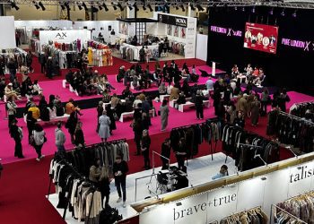 Türkiye firmaları, Londra giyim fuarında Türkiye’yi temsil etti