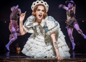 ‘En İyi Müzikal Canlandırma’ da dahil yedi ödüllü ‘Cabaret’, West End’de