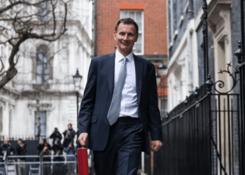 Hunt:’ Köşeyi dönüyoruz’, ‘Ulusal sigortayı tamamen kaldırmak istiyorum’