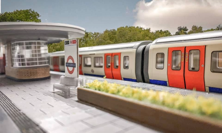 Londra’da tramvay grevleri devam ediyor, nisan ve mayısta tren ve metrolar da greve çıkıyor