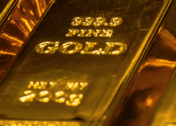 Gold Prices React to Geopolitical Concerns and Fed