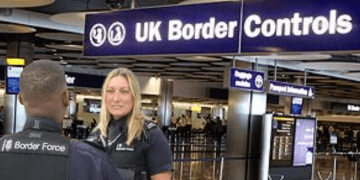 İngiltere’de vize kısıtlamalarının ardından göç seviyeleri düşüyor