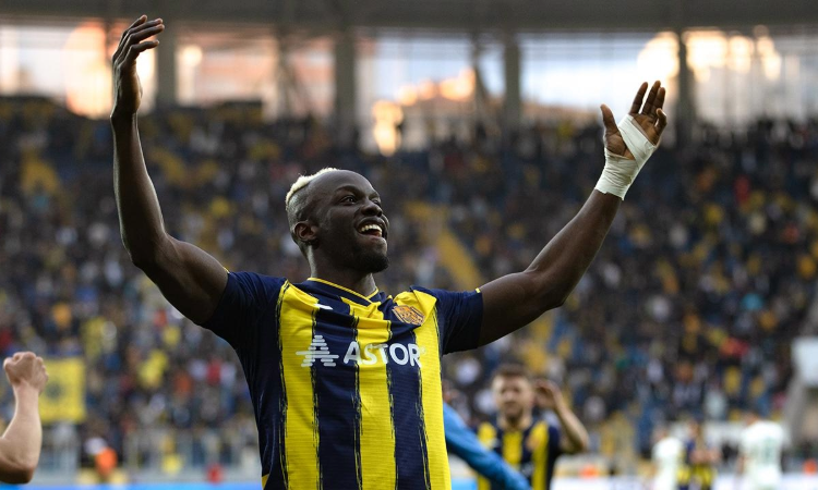 Yeni sezonda Göztepe’nin golcü hedefi Ali Sowe