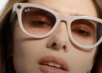 Google, Ray-Ban’ın, Ray-Ban’ın sahibi olan EssilorLuxottica ile akıllı gözlükler geliştirecek