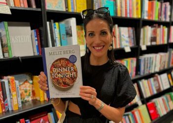 Kıbrıslı Türk Şef Meliz Berg ‘Dinner Tonight’ adlı kitabını tanıtıyor