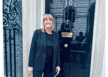 “Olay Gazetesi Haber Müdürü Hülya Özkoyuncu’ya teşekkürler” Sanayi Bakanı Sarah Jones