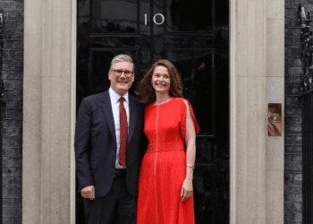 Starmer, ‘Britanya’ya olan inancı yeniden tesis etmeyi’ vaad etti