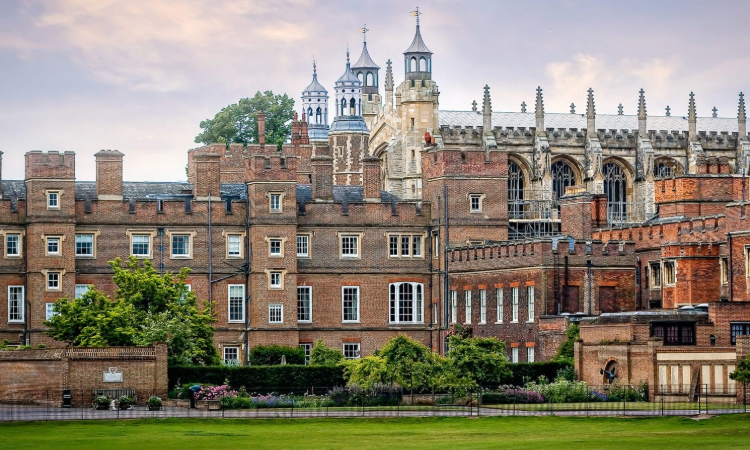 Eton College, %20’lik KDV maliyetini tamamen ebeveynlere yansıtacak