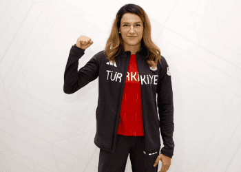 Milli boksör Hatice Akbaş, gümüş madalya kazandı