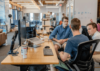 İşçi Partisi’nin önerdiği dört günlük çalışma haftası ‘verimlilik için iyi’