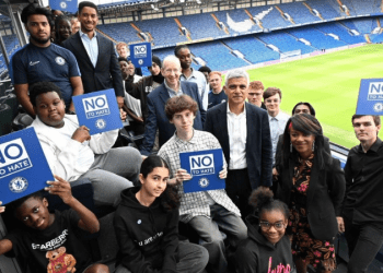 Londra Belediye Başkanı, Londralıların ırkçılık ve İslamofobiye karşı birlik olmalarına ilişkin açıklama yaptı