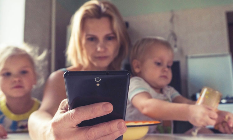 Telefonlardan her gün gelen bildirimler kaygıya yol açıyor