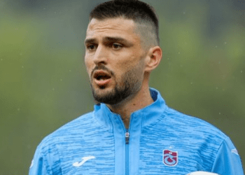 Trabzonspor, Okay Yokuşlu transferini bitirdi