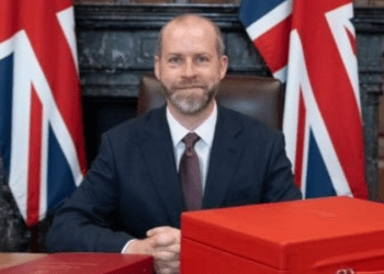 İşçi Partisi, kamu görevlileri için üç günlük ofis haftasını uygulamıyor