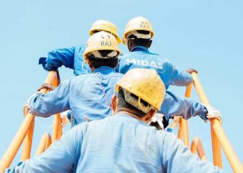 Roma’nın sahibi Premier Lig ekibini satın aldı