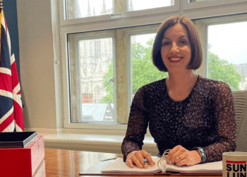 GCSE sınavları için öğrencilere ek destek materyalleri değerlendiriliyor