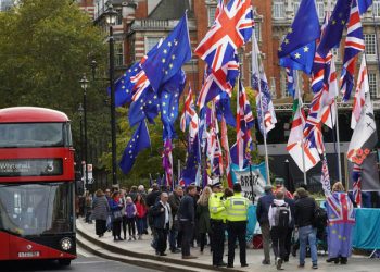 Arsenal bu sezon ilk yenilgisini aldı