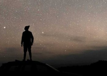 Arsenal, Paris Saint Germain’i ilk yarı bulduğu gollerle 2-0 yendi