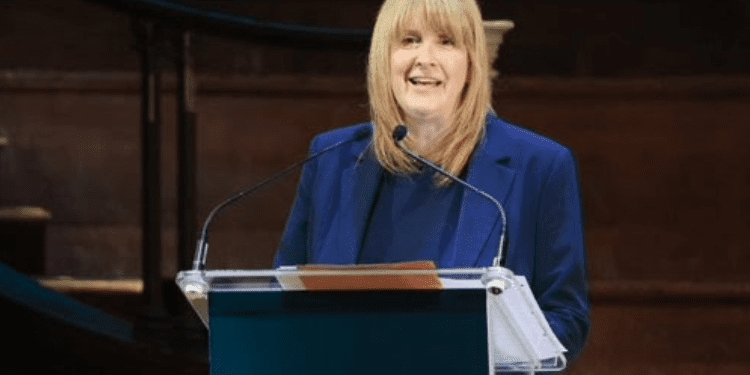 MP Sarah Jones; “Investment, Investment, Investment” Hülya Özkoyuncu