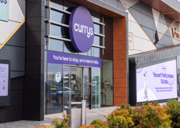 Currys, bütçe darbesiyle, fiyat artışları konusunda uyardı