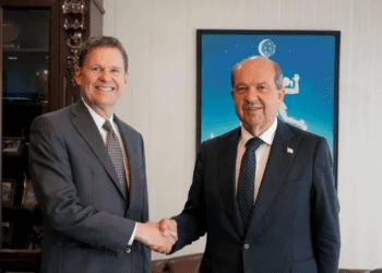 Cumhurbaşkanı Tatar, makamında, BM Genel Sekreteri ile görüştü