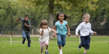 Enfield genelindeki çocukları ve ebeveynleri desteklemek için daha fazla yardım sunulacak