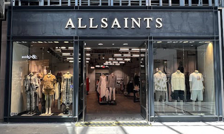 Fotoğraflarla: AllSaints x Ian Berry vitrin devri, şubat boyunca